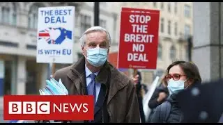 Brexit trade talks paused - with less than a month to final deadline - BBC News