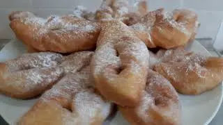 Csörögefánk  - hihetetlenül puha és nagyon finom :)
