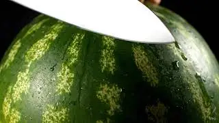 Slow-Motion Watermelon Cutting  #ai #asmr #asmrsounds #ai動画 #ai動画生成 #asmrvideo