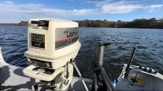 1988 25hp Johnson Outboard Motor