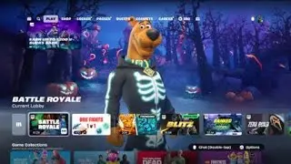 Why did Abdulmalik choose the Scooby-Doo costume specifically from among other costumes, and why was