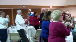 Donna_standingOvation.MP4