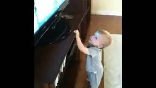 Noah laughing at intro to 'ice age'.