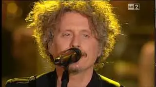 Niccol&ograve; Fabi   Una buona idea live   concerto di Natale rai2 24 12 2012 00