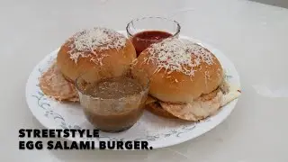 Streetstyle Egg Salami Burger | Evening Snack | Quick Breakfast Recipe | अंडा सलामी बर्गर.