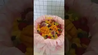 #CakeDesign #CakeLover #CreativeBaking #DessertArt #Foodie