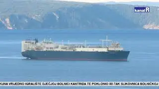 Brod LNG Croatia stigao je u Omišalj na probni rad