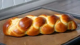 Zweistrangzopf / Kreuzzopf / 2-Strang-Zopf / Hefezopf (Flechtanleitung + Tipps & Tricks + Rezept)