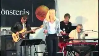 Charlotte Berlevik - Walk on ice