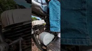 Insane front wheel shot - Hodaka 125 Wombat on the Prowl