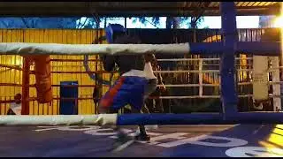 Oneface Mapacha - SPARRING SESSIONS IN UMOJA BOXING CLUB