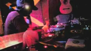 NINETY-U / マイクロフォン