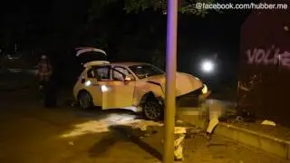 Berlin-Tempelhof: Columbiadamm - BMW-Fahrer ohne F&uuml;hrerschein kracht gegen KZ-Mahnmal