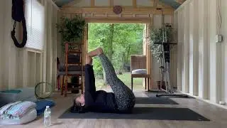 Connection Mindfulness, Yoga with Eva Bratschi