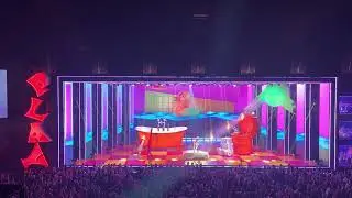 Katy Perry - Hot N Cold (08/03/2022) warped tour version