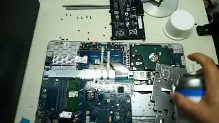 [HP 15 dw1022nr] HP 15-dwxxxx Desarmado, Cambio de pasta termica, Actualizaciones y Mantenimiento.