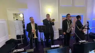 Sruly Singer on the keys & Lipa Schmeltser @ Shlomy Zorger fire 🔥 Ari Kohn 🎸