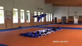 Zempo Kaiten Ukemi s&uacute;per salto #judoismylife #judo #judoka #judojump  #martialarts #judotraining