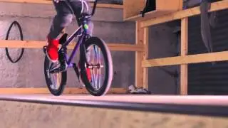 Harry Main - Showtime     HD