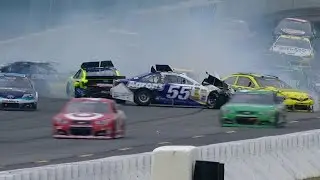 Multiple cars pile up after restart