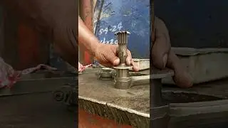 Volvo engine piston Crusher fitting automobile shops video