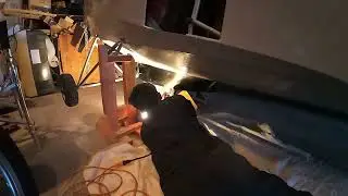 219  さんちゃんがメインタイヤの整備点検