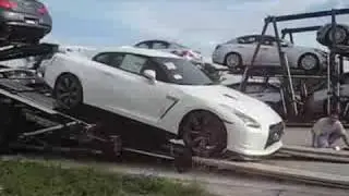 FIRST GTR IN FLORIDA  AT ESSERMAN NISSAN