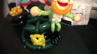 St Patricks day balloon hat
