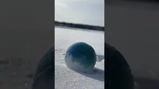 💚💙❄️  #satisfying #snow #shortsfeed #winter #nature #shortsvideo #asmr #shorts #2024