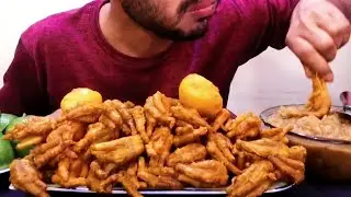 EATING SPICY CHICKEN FEET CURRY AMLA SAUCE &CHILLI | EATING SHOW