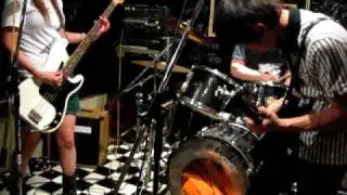 Teen City - MODERNETTES　COVER