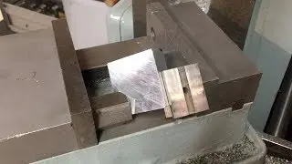 Mill Project: Making a V Block for Cutting Corners