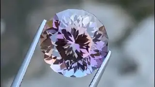 Flawless 8.82 CT Very Excellent Round Cut Mermaid Color Natural Unheated Tanzanite.