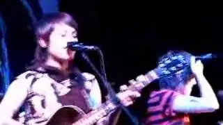 Tegan and Sara @ UC Davis - how to be sad, again banter