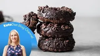 The Best Keto Baked Chocolate Donuts