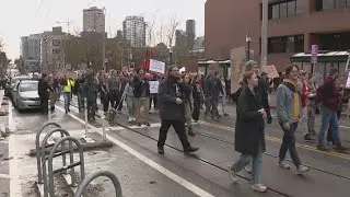 Protesters block traffic in Capitol Hill, march on Federal Building
