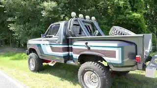 1983 Ford F-150 Flareside XL 4x4 | Walk Around, Engine Sounds & Country Drive
