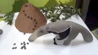 Nat Geo Wild Anteater Bug Vac by Uncle Milton