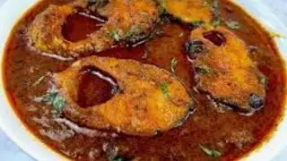 Fish curry ki chatpati masaledar recipe vlog #viralvideo #food #fish #cooking  #tending #recipe 