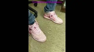 Walking in Lebron X Elliott &ldquo;Icon&rdquo; Pink