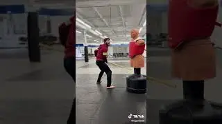 How to use the Bo Staff