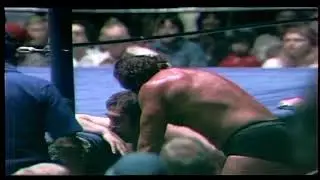 Mike the Big Un vs Playboy Gary Hart (1978/12/22)