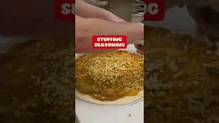 Bet You've Never Had A THANKSGIVING PIZZA