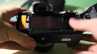 Loading the film in Canon eos 300 28-90