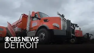 Metro Detroit road crews working to clear snow