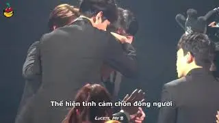 Các bạn yêu thương Tú khi lên nhận giải