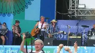 Сотворение мира в г. Казань 20110625  9032