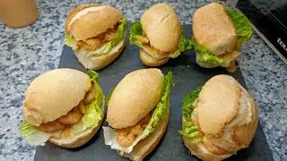 Montaditos de gambas al pil pil 😋😋😋 #montaditos #de #gambas #al #pilpil #espectacular
