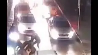 BREAKING: Protestors attack a security officer in Isfahan, Isfahan Province, central Iran