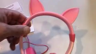 iClever Wired HS01 Kids Headphones Mic Safe Volume limited 85 / 94dB Cat Ear Pink